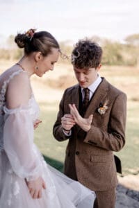 Dominyc autumn wedding sneak 32